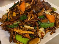 萝卜干腊肉-嘉丰湘菜馆(芳群园店)