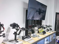 -DJI大疆专营店(1933购物中心店)