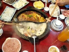 -重庆三峡火锅城(梅林店)