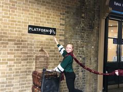 -九又四分之三站台哈利波特商店