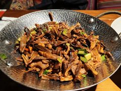 -雀舞云南菜(天津天河城购物中心店)