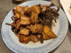 土罐煨花肉-芙蓉凰花园酒楼