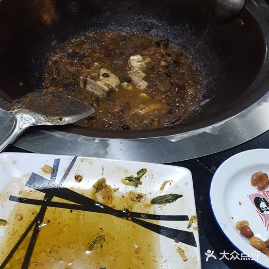 东北铁锅炖(阔时路F39号店)