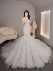 -艾米丽婚纱礼服