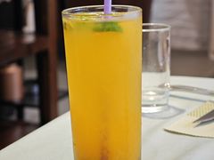 -又见马甲M8融合西餐厅(体育中心店)