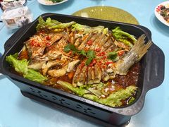 -崴海渔村(虹梅路店)