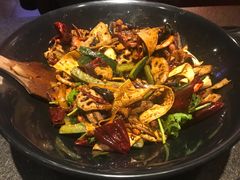 -食乐佳麻辣香锅(森林摩尔商业街区店)