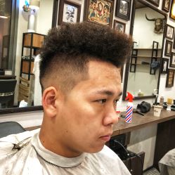 -MARTIN'S BARBER SHOP男士理发馆