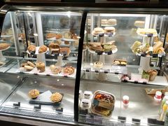 面包甜点陈列柜-星巴克(深圳世纪汇分店)
