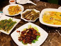 -燕青小馆(东园大厦店)