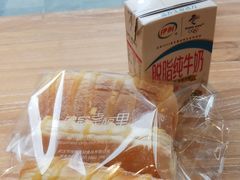 -皇冠幸福里动物奶油生日蛋糕(万达店)