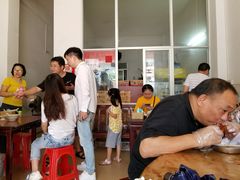 -味为先光明乳鸽(光明总店)