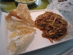 锅巴鱼香肉丝-老洋房花园饭店(绍兴路店)