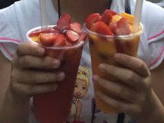 十二中草莓冰沙奶盖-十二中草莓冰·红豆沙冰屋(十二中店)