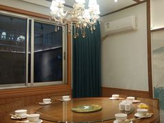 -花鸟鱼私家小厨(文殊院店)