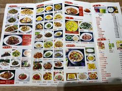 -三湘四水正宗湘菜(君峰路店)