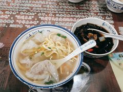 -长人馄饨铺(解放街店)