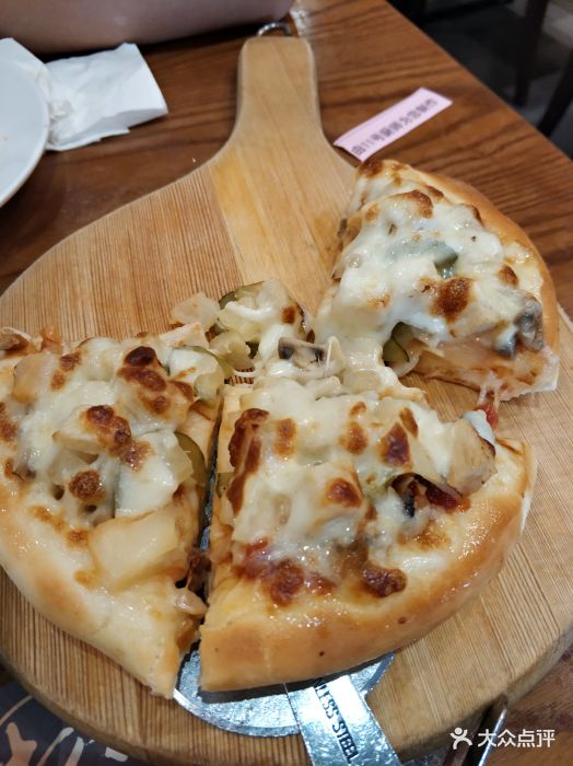 芝仕堡意粉餐厅(广大路店)香鸡肉风味厚底披萨图片 - 第111张