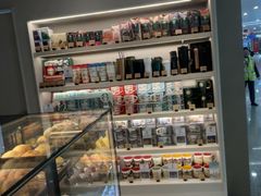 -星巴克(浦东机场T2到达店)