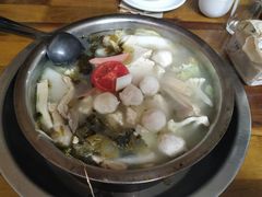 -泸州酸菜豆花火锅川师店