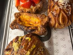 -BUTTERFUL&CREAMOROUS 黄油与面包(西单大悦城店)
