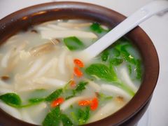 虾滑菌菇汤-大铁勺新津菜(迎水道店)