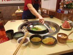 -霸王牛火锅烤肉(八廓商城店)