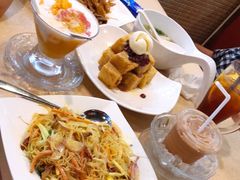 -九龙湾茶餐厅(东门店)