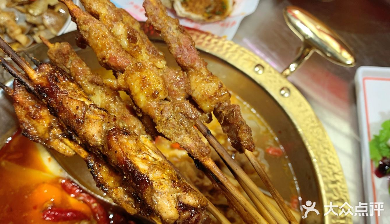 夏夜里的羊棒骨火锅+烧烤，就要爱-啃-吸[色]