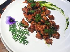 黑椒青酱牛肉粒-将相和·海鲜蒸饺大连菜