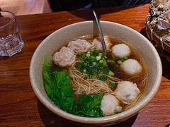 海鲜混沌面-全渔村小海鲜