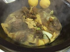 -屯老二农家铁锅炖·行业领军者(梅江店)