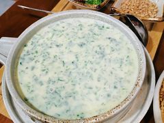 -黄桷树曹家私房菜(江与城店)