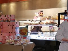 -85度C(生甜甜圈研究工坊·上海松江人民北路店)
