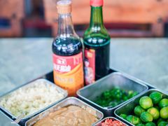 -四川小胡子海鲜(丁村万人海鲜广场店)