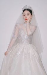 -Lady  Jane高端婚纱礼服馆