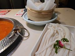 -左庭右院鲜牛肉火锅(浦江欢乐颂店)