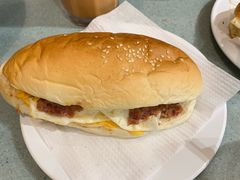 招牌咸牛肉芝士猪仔包-华嫂冰室(尖沙咀店)