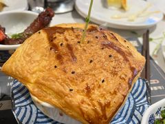 -金马门国际美食百汇(珞喻路店)
