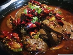 啵啵辣鸭头-红尘酒肉小馆