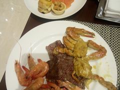 -南湖名都·景湖轩全日制餐厅·海鲜自助·东南亚风味·临湖而食