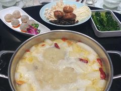 竹荪猪肚鸡-花城粤菜餐厅(高新区店)