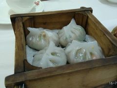 港式蒸粉果-君德澜酒家·创意粤菜(金山谷店)