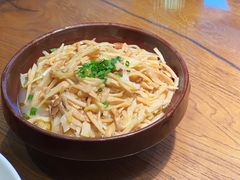 -洋沙湖湖色生鲜主题餐厅