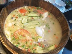 -秋语木桶鱼.酸菜鱼(开发区火车站店)
