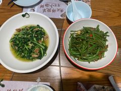 -黄泥岗·地道湖北菜(奥特莱斯店)