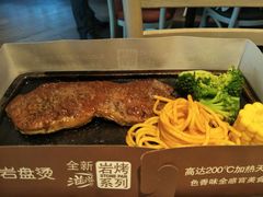 -必胜客餐厅(昆百大泰业城店)