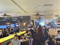 -大头虾越式风味餐厅(光明广场店)