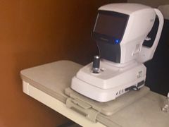 -博士眼镜(东莞中环财富广场店)