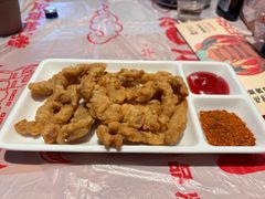 -肥肥虾庄·金牌油焖大虾(汉街SKP店)